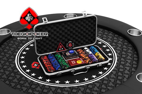 Bộ 300 chip poker được đựng trong vali ABS cao cấp