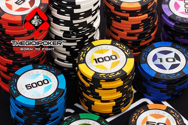 Chip Poker star được làm đầy đủ các mệnh giá từ 1 đến 10k