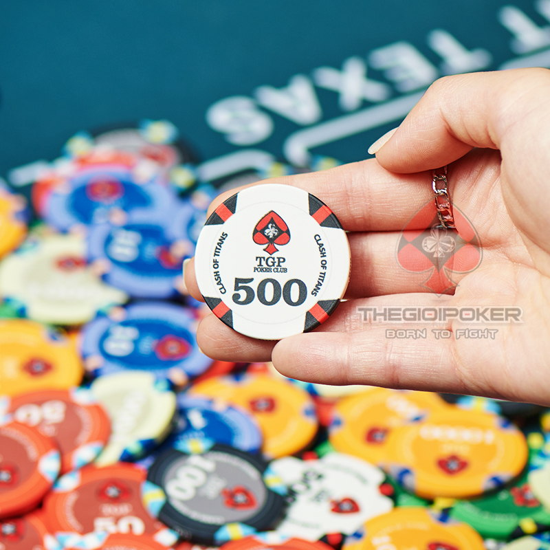 Poker Chip Ceramic Clash of Titan denominasi 500 merah putih sangat mewah