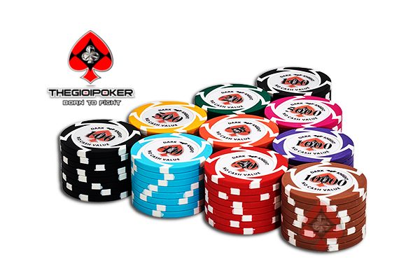 Chip poker dark knight được làm đầy đủ các mệnh giá từ 5 đến 10k