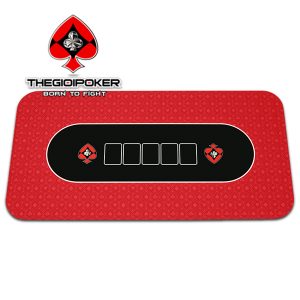Thảm Poker Texas Được Thiết Kế Màu Đỏ Kết Hợp Hoạ Tiết Lá Bài Nổi Bật