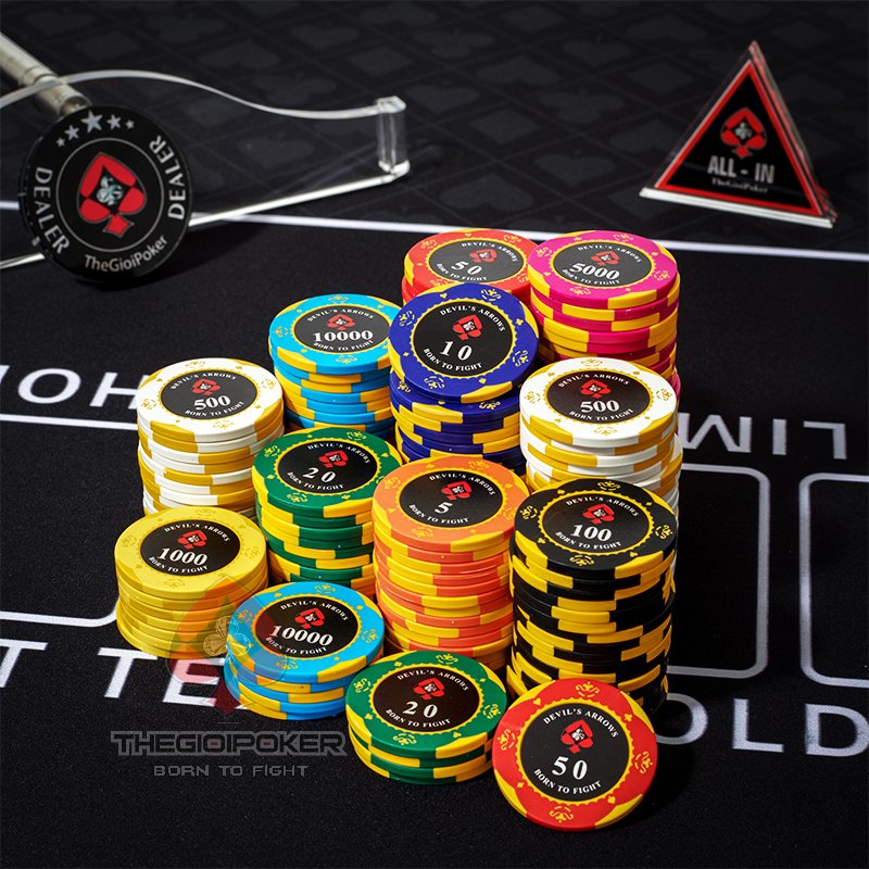 Phỉnh Poker Devil's Arrow Được Làm Đủ Mệnh Giá Từ 5 Đến 10.000