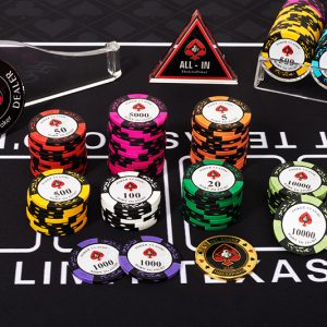 Phỉnh Poker Classic là mẫu chip poker clay nới nhất năm nay