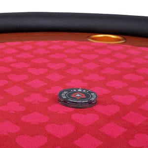 Mặt bàn poker được làm từ vải chuyên dụng có khả năng kháng nước và chống cháy lan an toàn