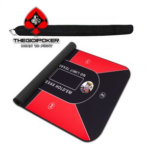 Thảm poker được tặng kèm túi đep chéo rất tiện dụng