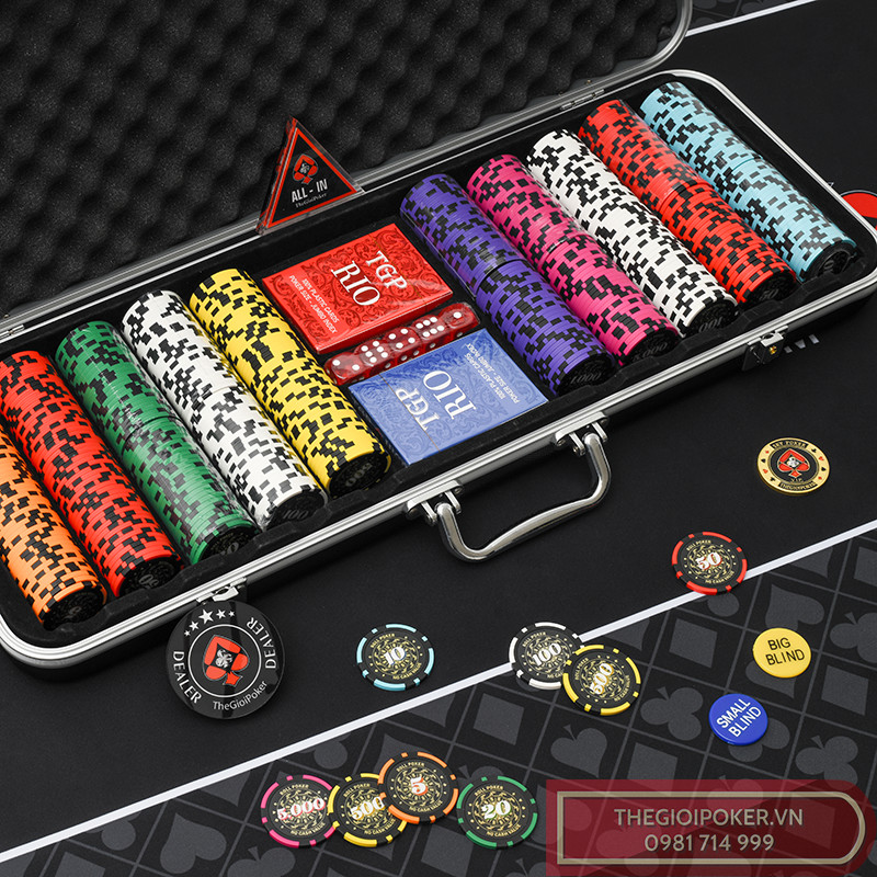 Bộ poker ROLL với phiên bản giới hạn Đông Sơn sang trọng và đẳng cấp