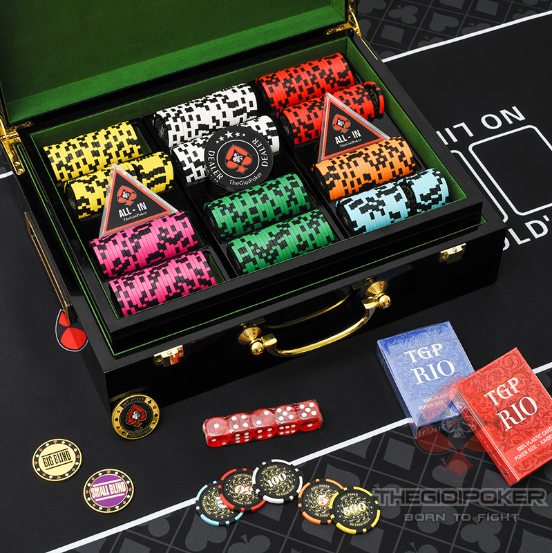 Bộ chip poker Roll Đông Sơn được yêu thích trên thế giới